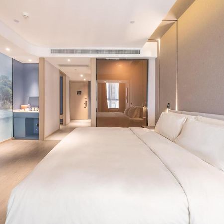 Atour Hotel Luzhou Bubugao New World Exteriör bild