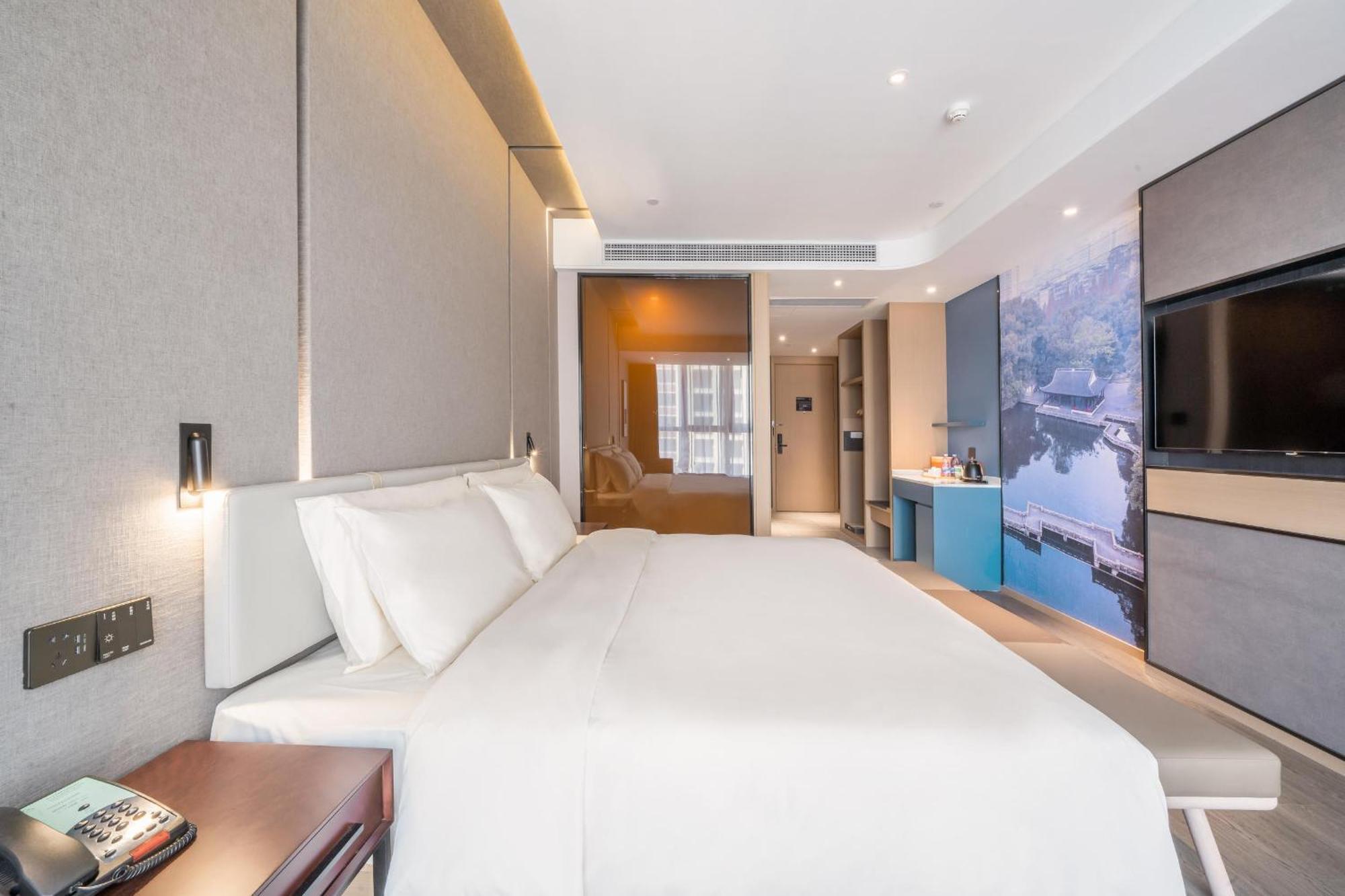 Atour Hotel Luzhou Bubugao New World Exteriör bild