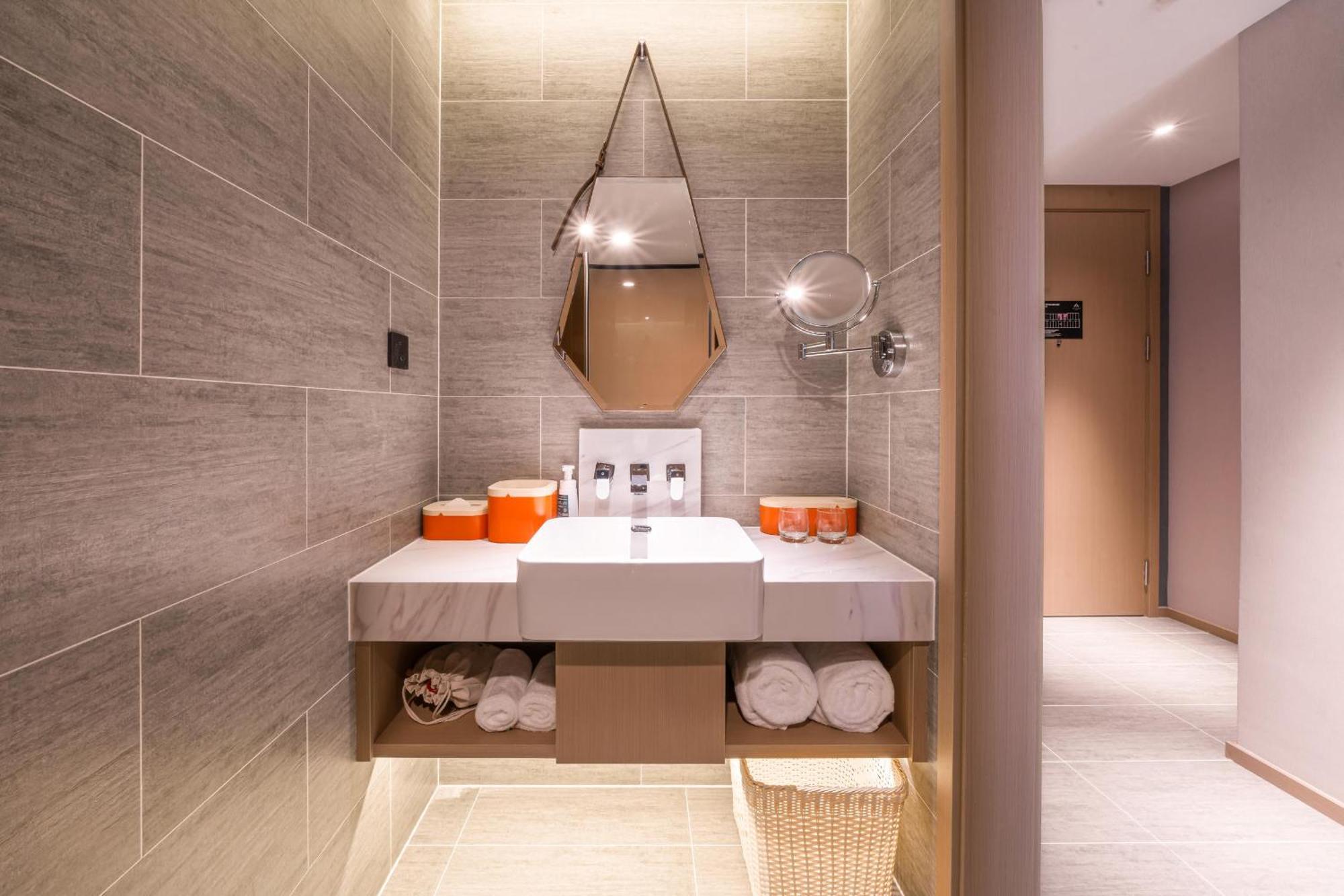 Atour Hotel Luzhou Bubugao New World Exteriör bild